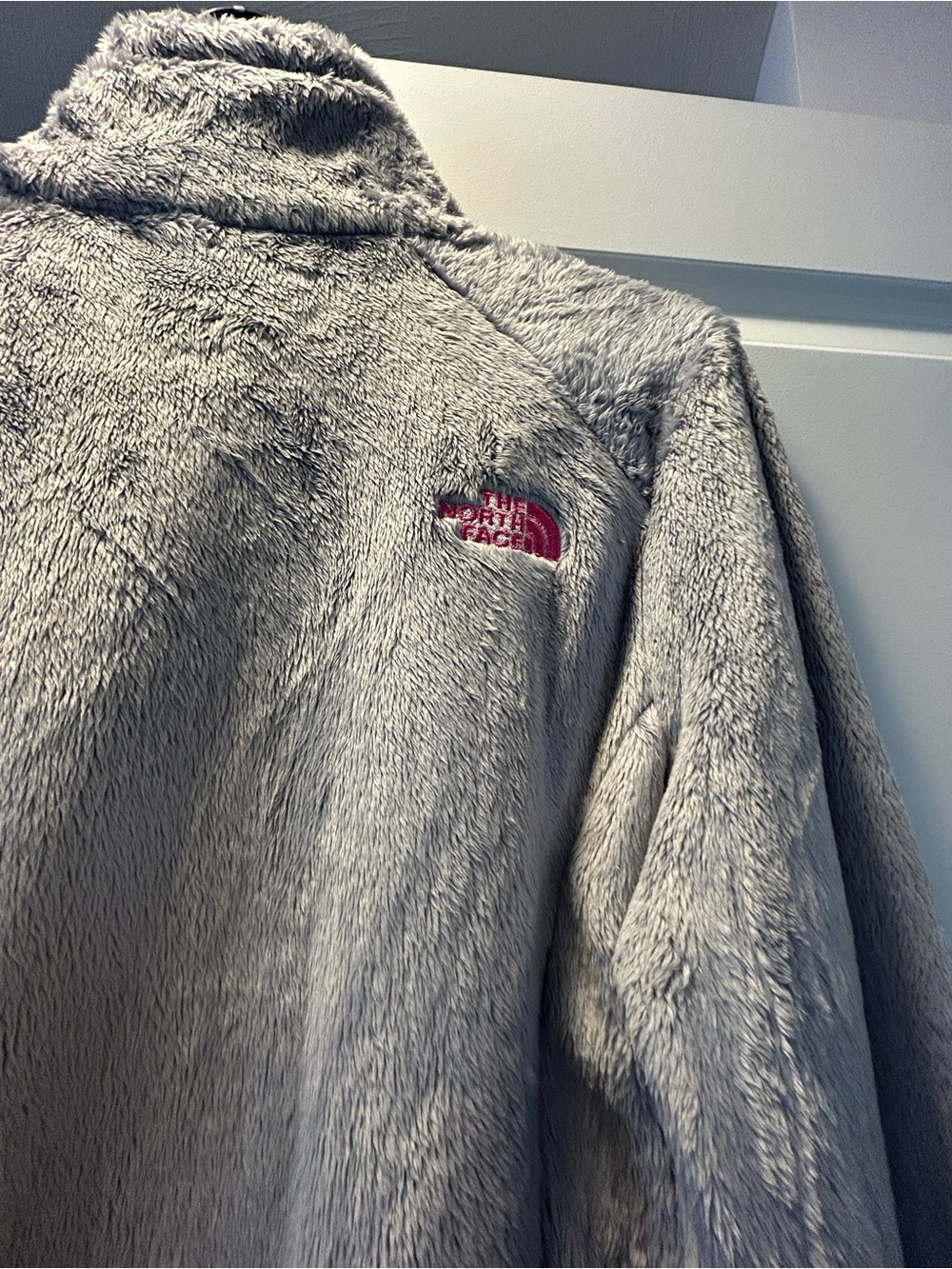 The North Face Women's Light Gray Plush Full-Zip Jacket for Breast Cancer - Picture 7 of 7